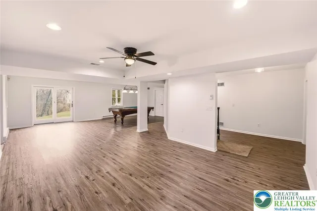 $949,900 | 2243 Oakwood Court, Fogelsville, PA 18051