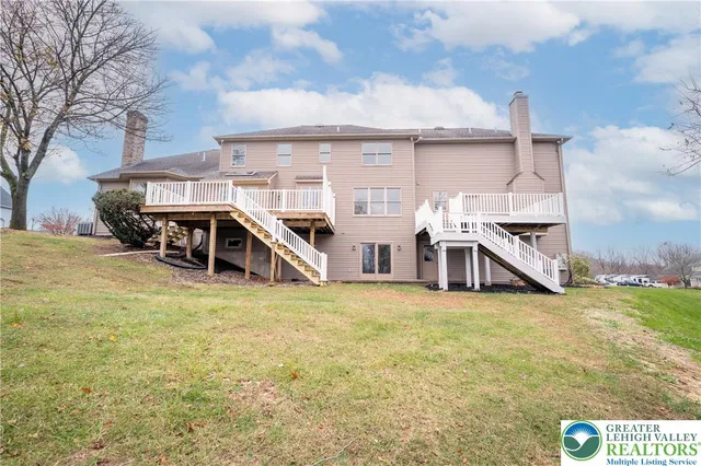 $949,900 | 2243 Oakwood Court, Fogelsville, PA 18051