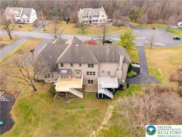 $949,900 | 2243 Oakwood Court, Fogelsville, PA 18051