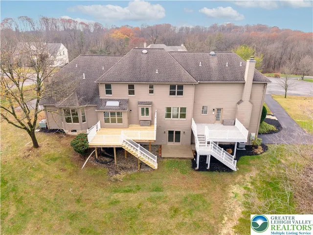 $949,900 | 2243 Oakwood Court, Fogelsville, PA 18051