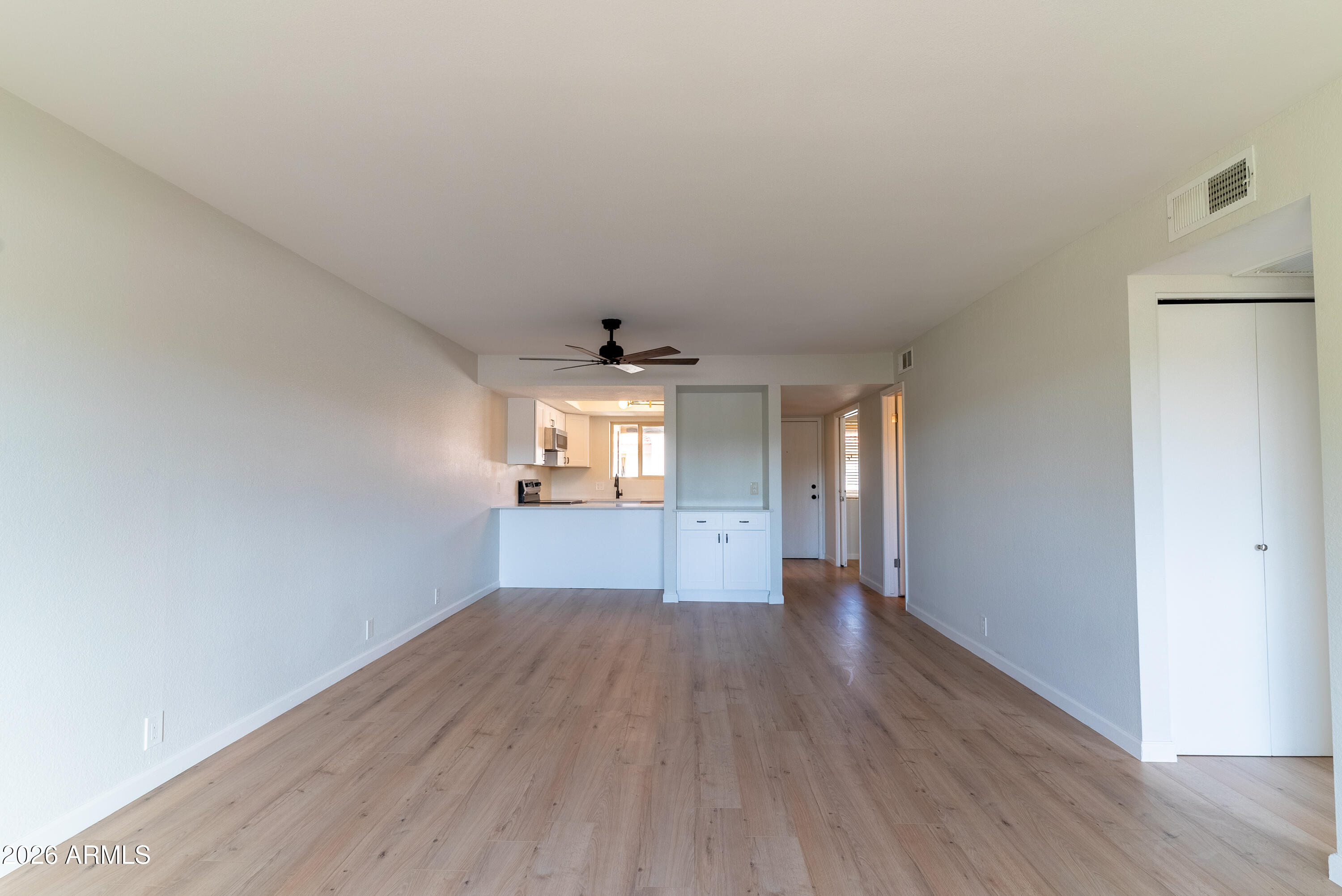 4150 East Cactus Road, Unit 216 Phoenix, AZ 85032 - Photo 2 of 40 DSC03406-HDR