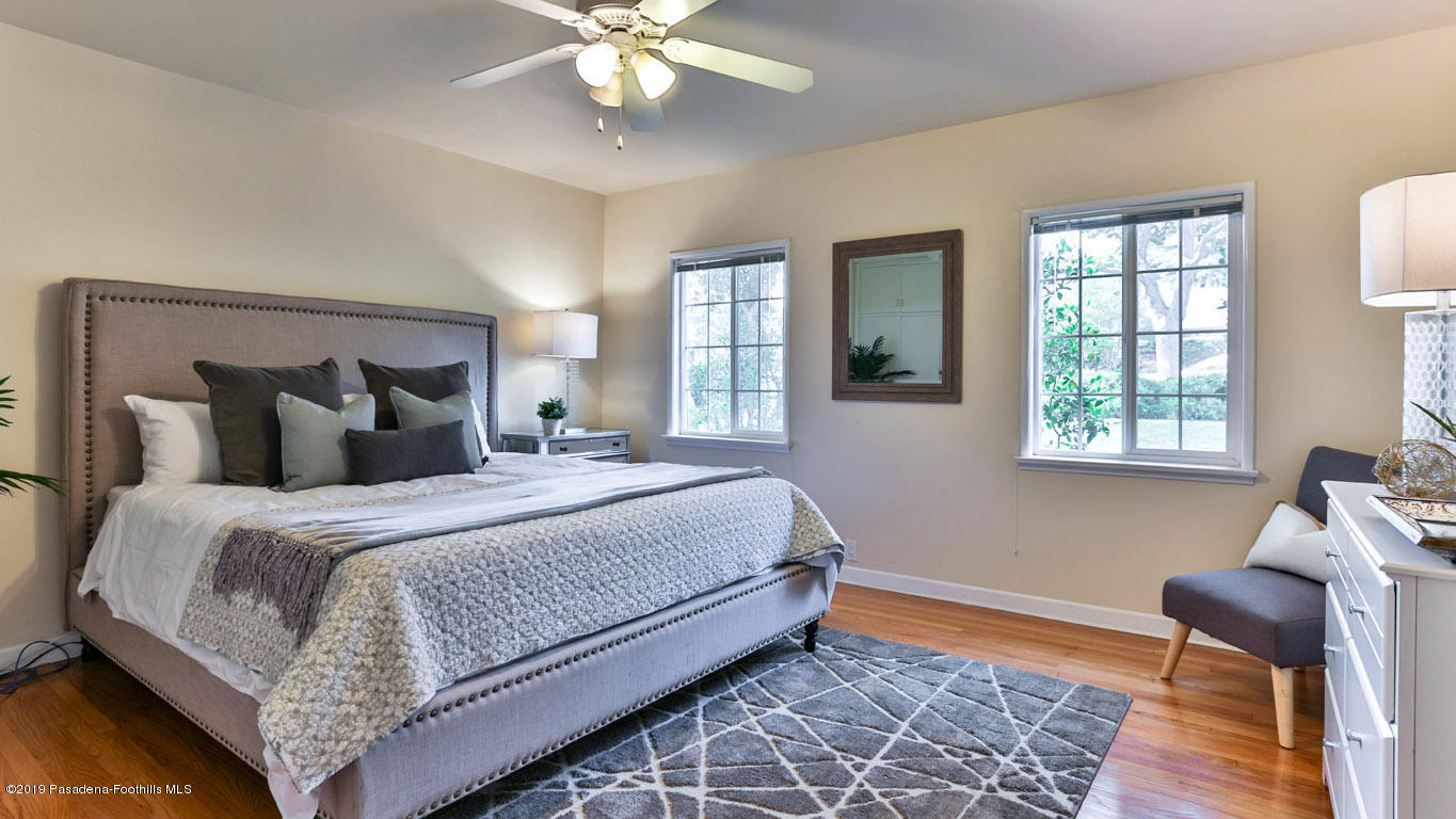 3810 Fairmeade Road Pasadena, CA 91107 - Photo 20 of 47 a bedroom with bed and window