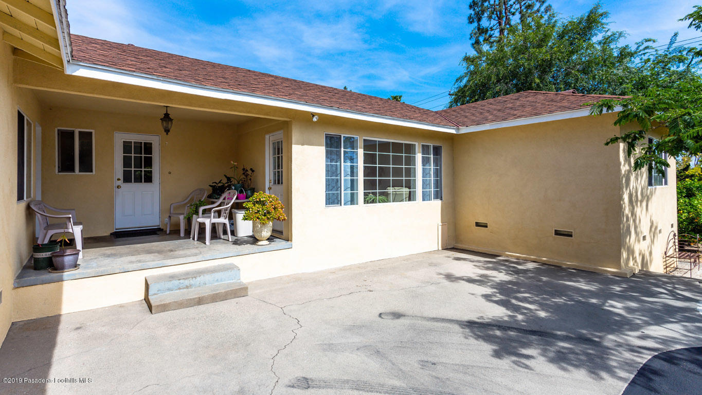 3810 Fairmeade Road Pasadena, CA 91107 - Photo 38 of 47 a view of a entryway front of house