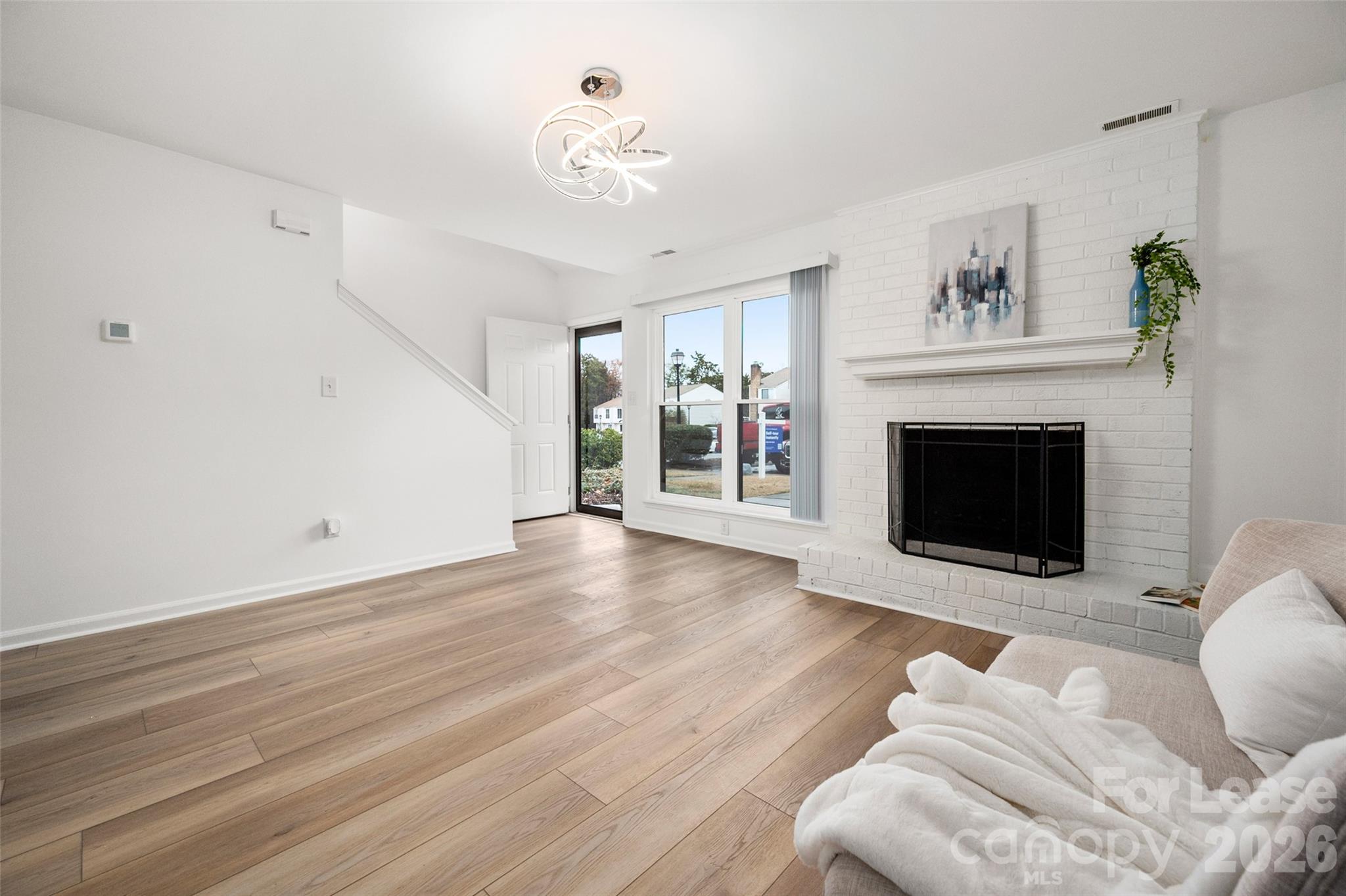 10943 Carmel Crossing Road Charlotte, NC 28226 - Photo 11 of 31