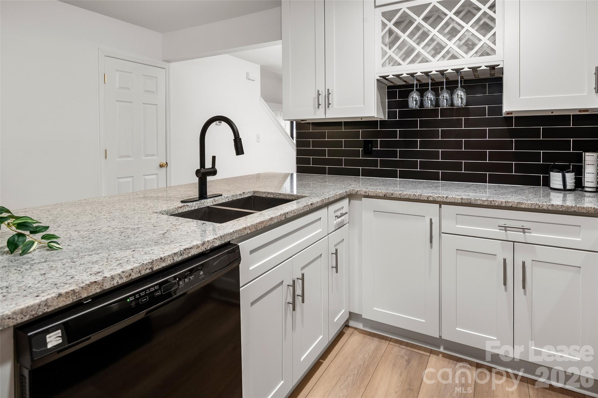 10943 Carmel Crossing Road Charlotte, NC 28226 - Photo 5 of 31