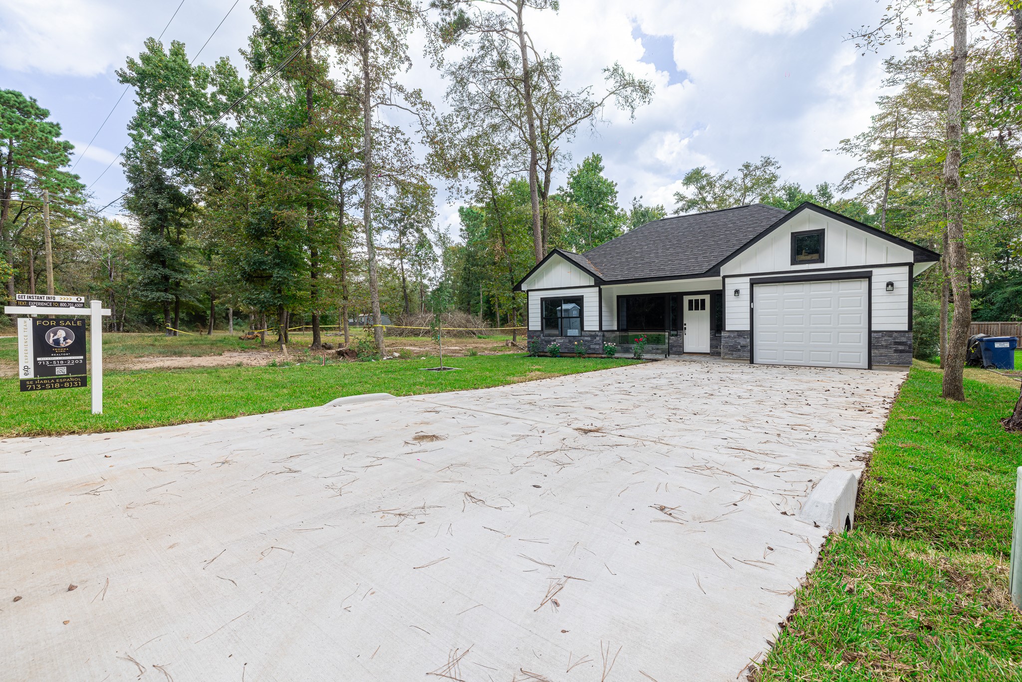 3507 Sam Houston Road Willis, TX 77378 - Photo 9 of 39