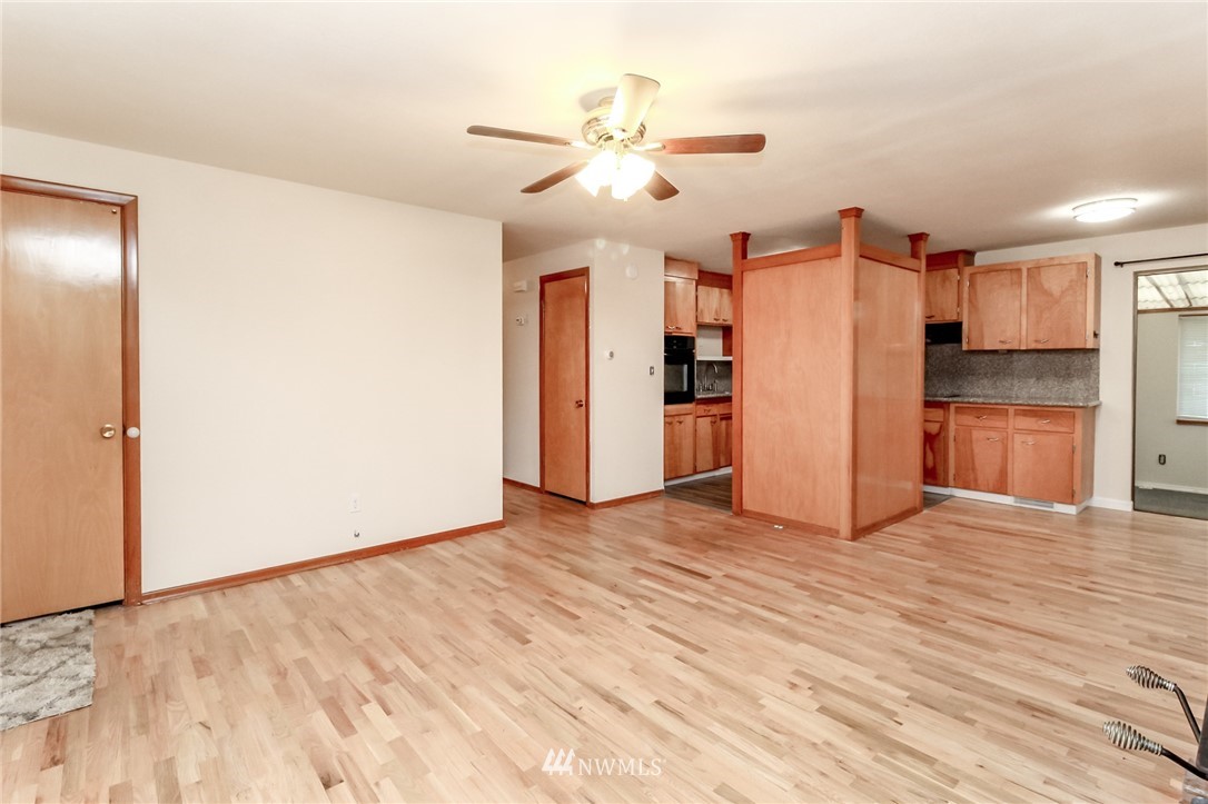 11717 Military Road Southwest Lakewood, WA 98498 - Photo 22 of 39 Gallery Image 22