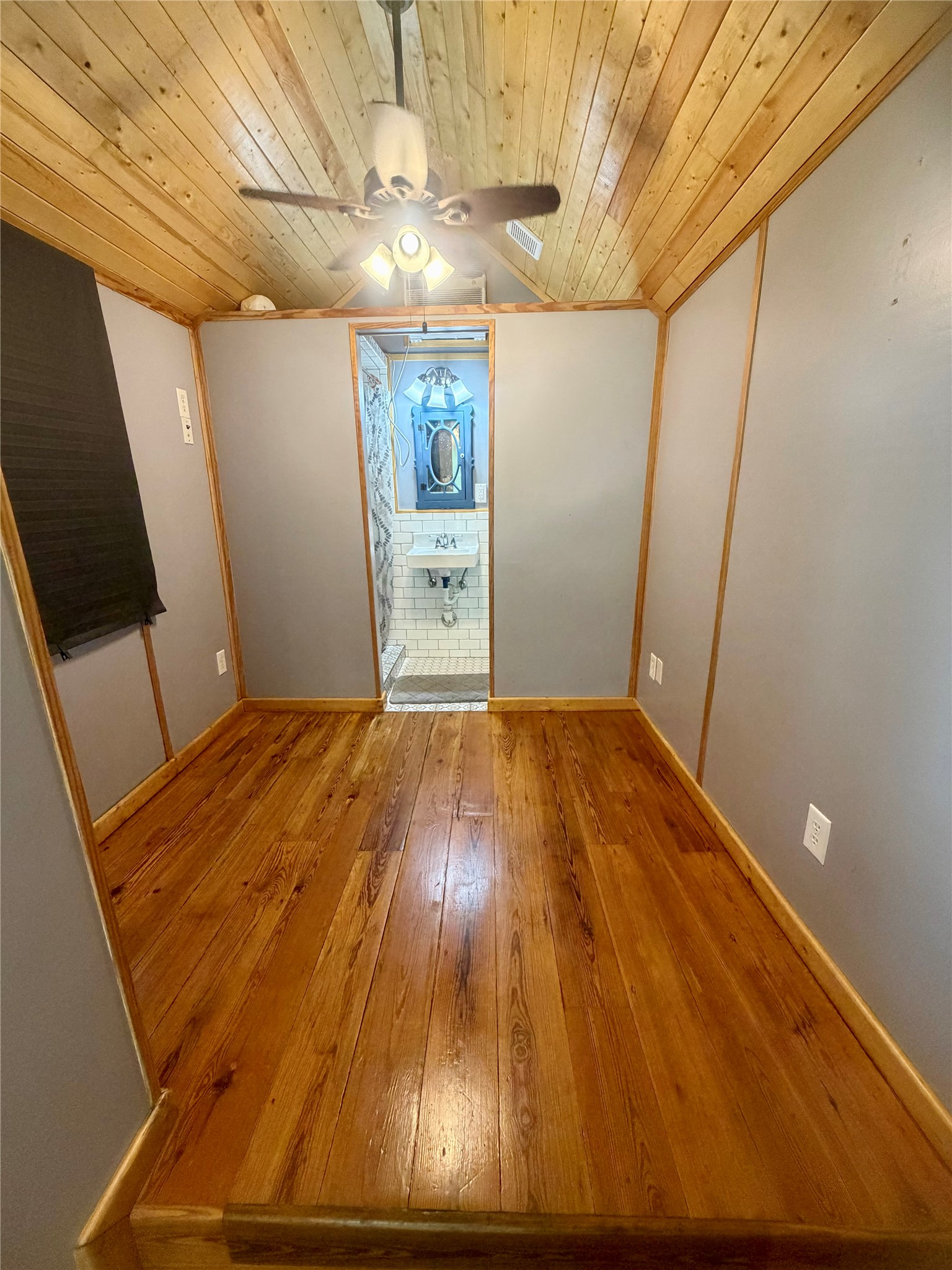 184 3rd Street, Unit 2 Maxwell, TX 78656 - Photo 4 of 11