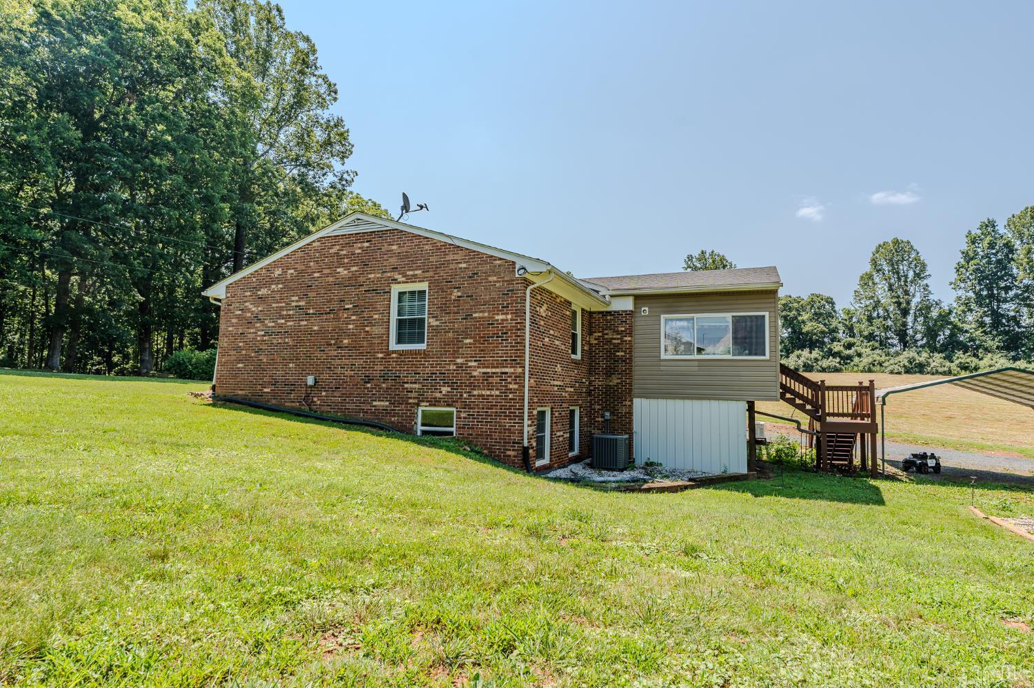 1553 Old Stage Road Amherst, VA 24521 - Photo 13 of 61