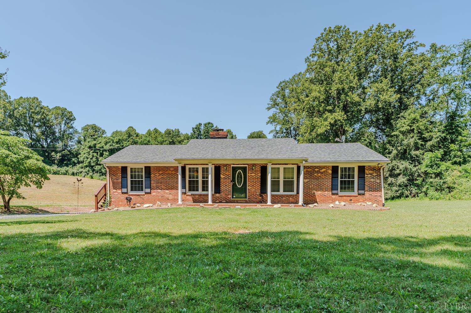 1553 Old Stage Road Amherst, VA 24521 - Photo 8 of 61