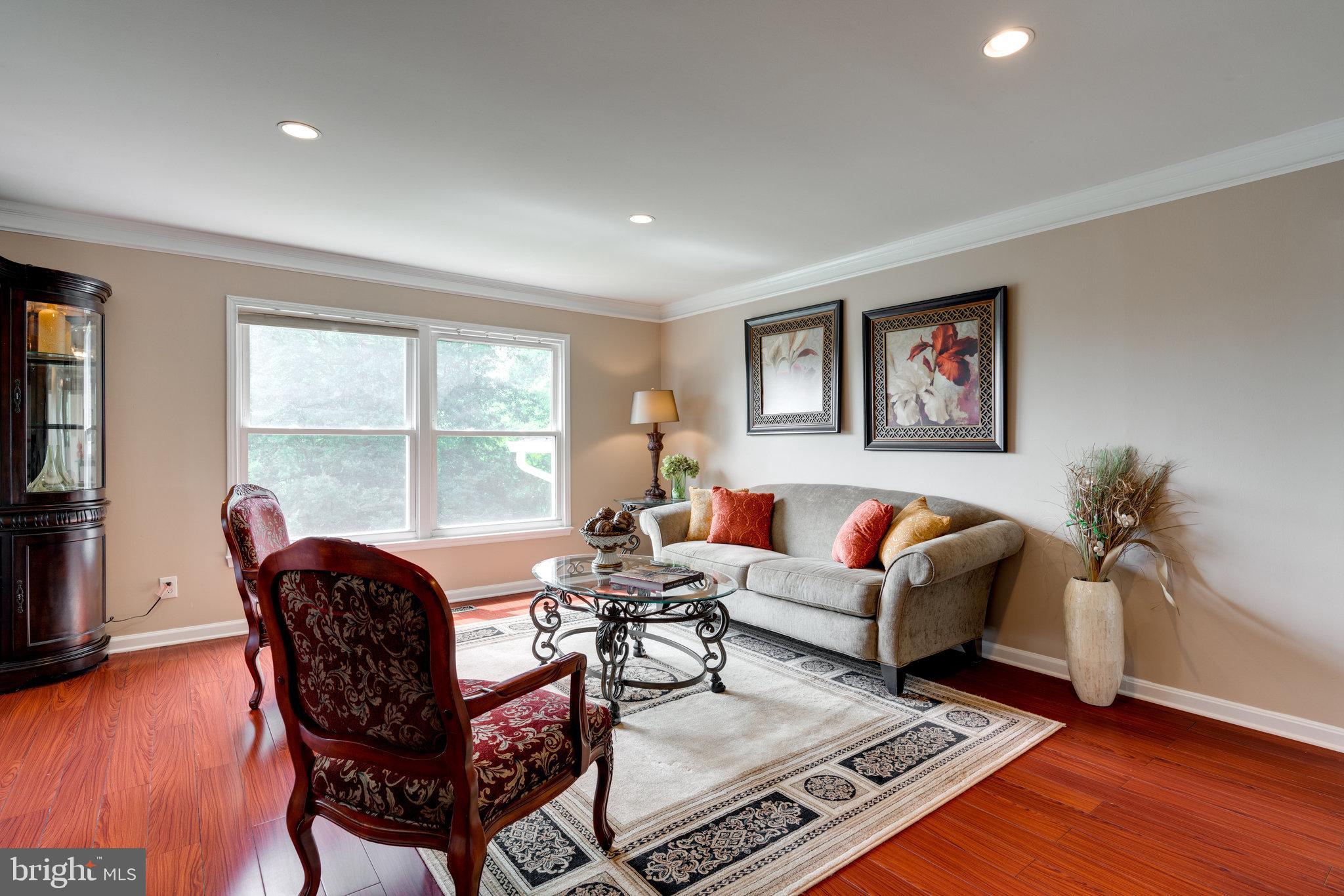 6926 Spur Road Springfield, VA 22153 - Photo 12 of 75 Lovely Large Windows Throughout = Lots of Sunshine