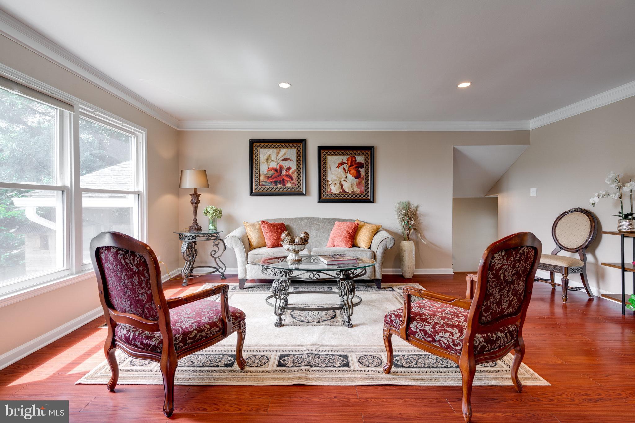 6926 Spur Road Springfield, VA 22153 - Photo 13 of 75 Picture Perfect Setting for Entertaining Everyone