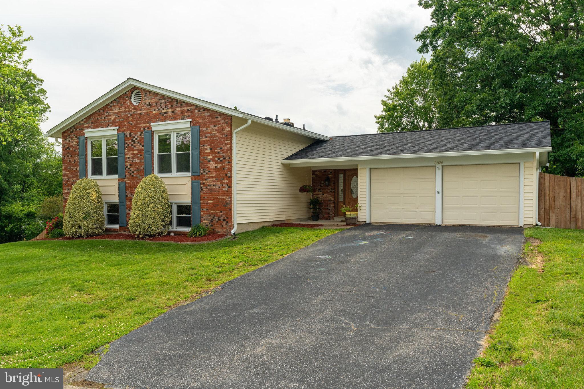 6926 Spur Road Springfield, VA 22153 - Photo 3 of 75 Long, Gently Sloped Driveway = Easy Access