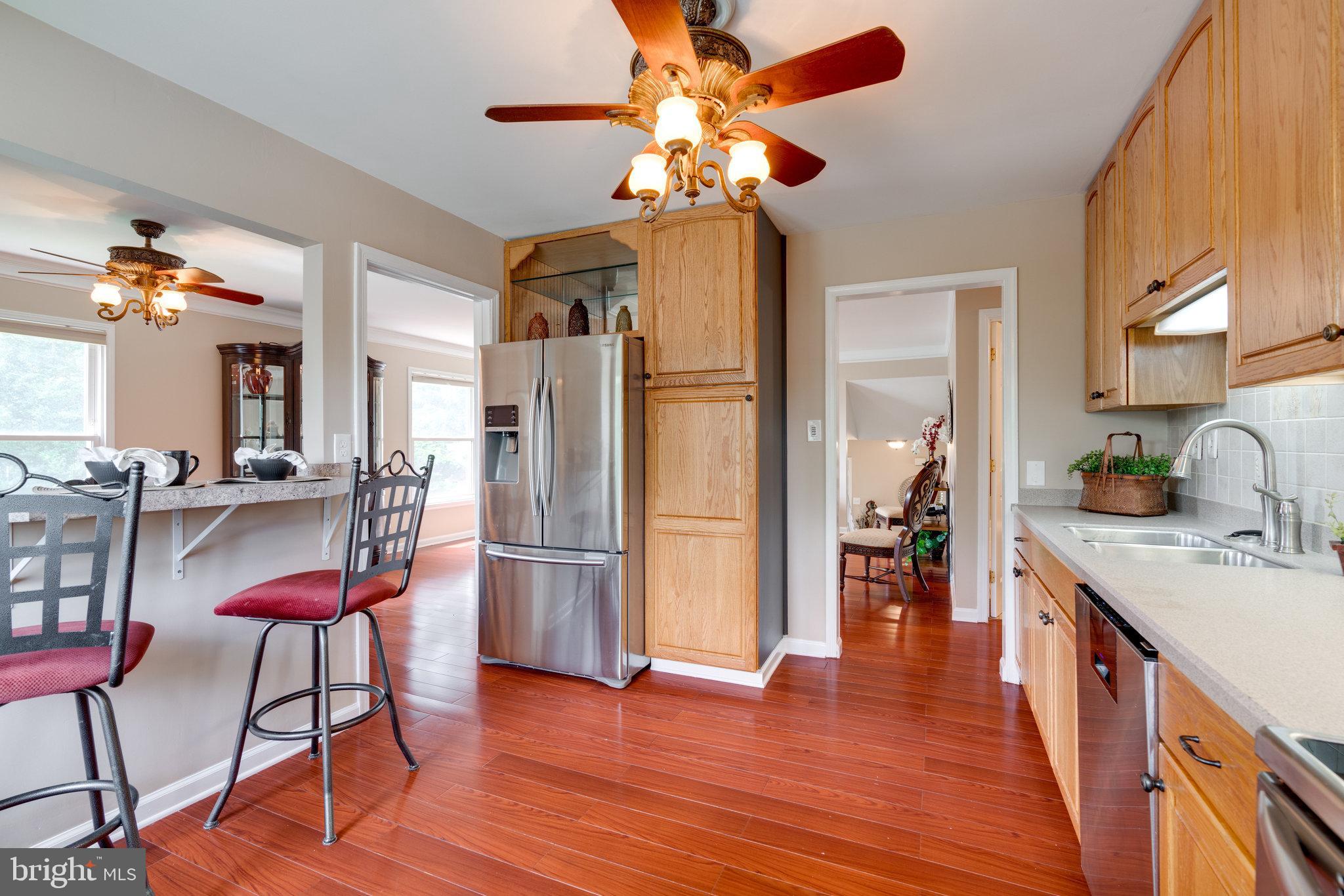 6926 Spur Road Springfield, VA 22153 - Photo 22 of 75 Your Inner Chef is Calling