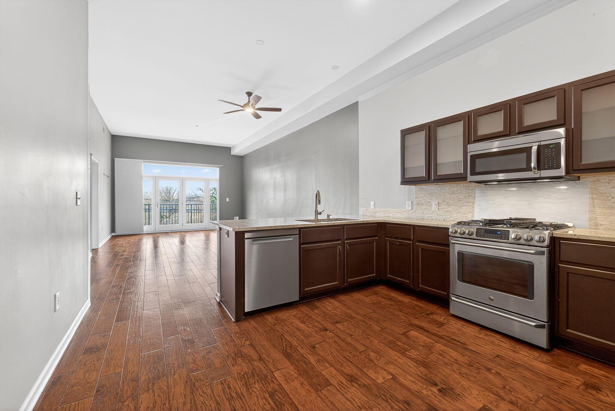 10 East Weber Road, Unit 402 Columbus, OH 43202 - Photo 26 of 78 10 E Weber 402 (Interior)-4