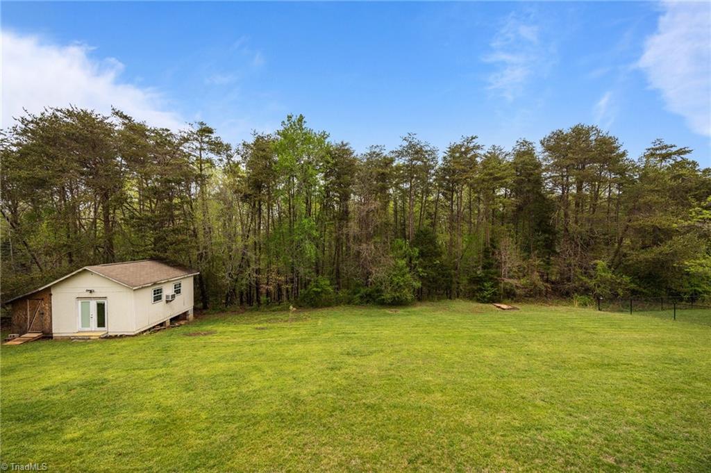 9027 Cook Farm Road Belews Creek, NC 27009 - Photo 32 of 43 Gallery Image 32