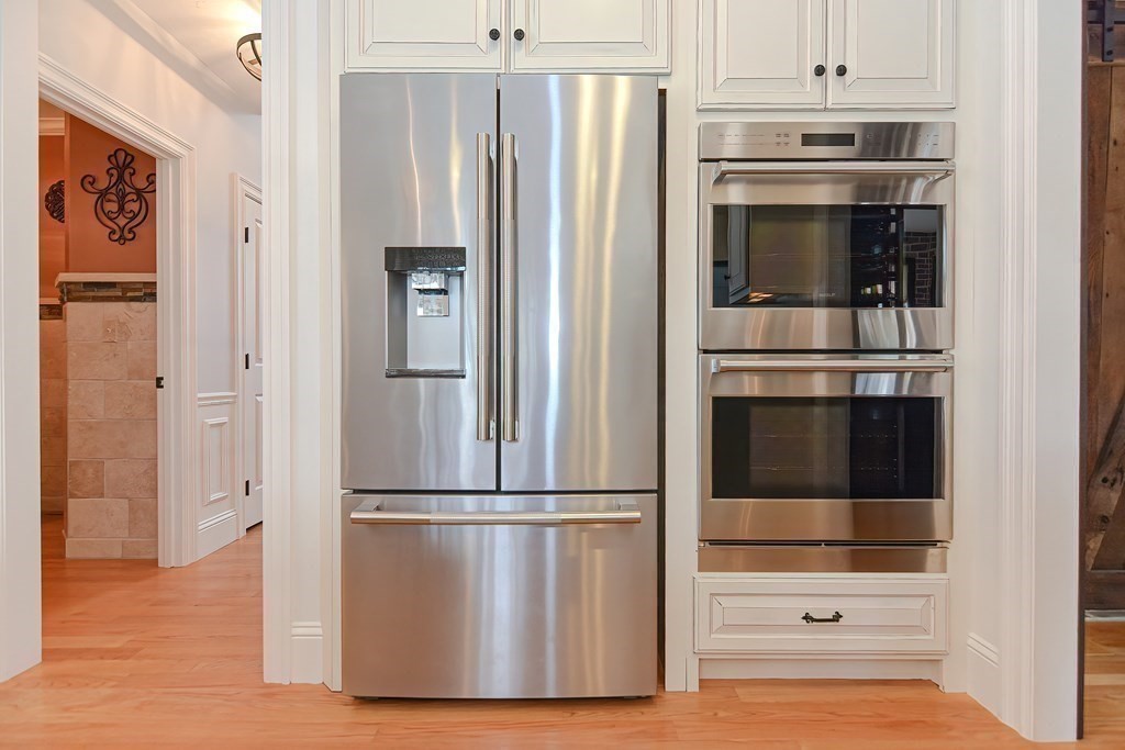 35 Connelly Hill Road Hopkinton, MA 01748 - Photo 6 of 42 Gallery Image 6