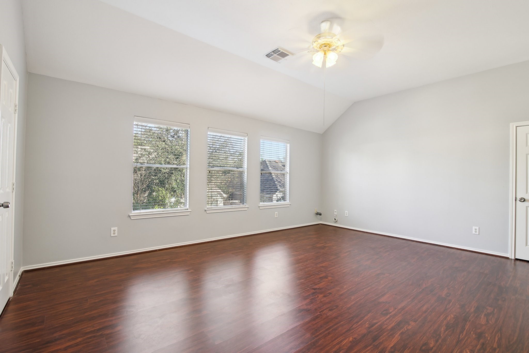 16210 Broken Timber Circle Houston, TX 77095 - Photo 20 of 28 Secondary room.