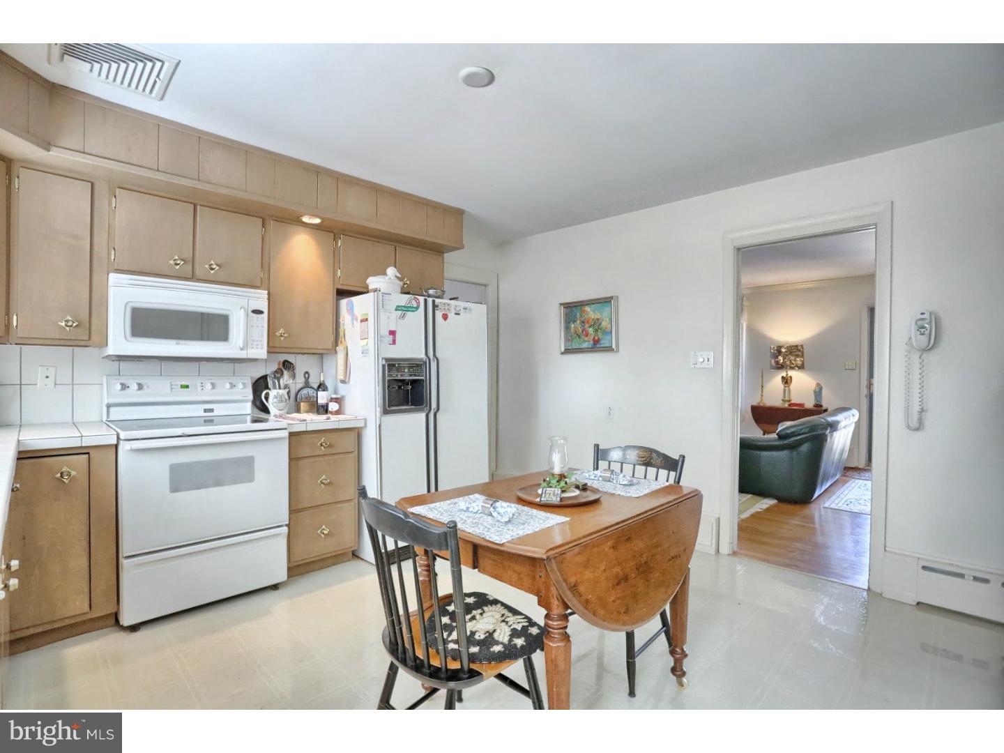 1316 Farr Road Reading, PA 19607 - Photo 7 of 23 Gallery Image 7