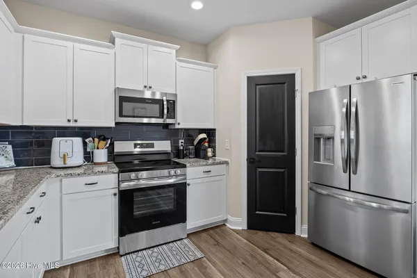 $369,999 | 806 Twin Leaf Court, Cameron, NC 28326