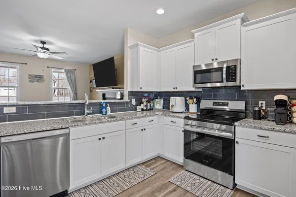 $369,999 | 806 Twin Leaf Court, Cameron, NC 28326