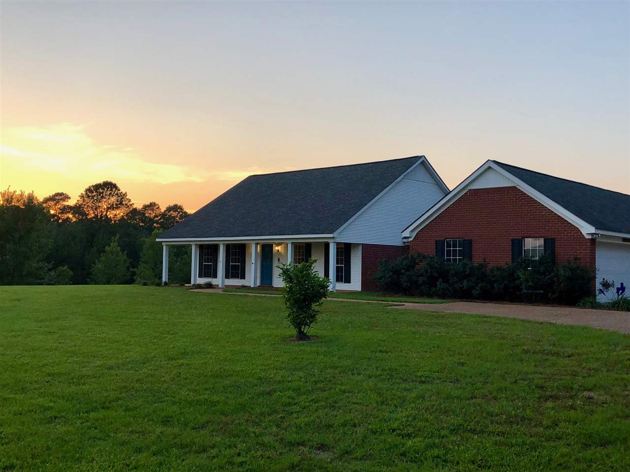 818 Highway 25 Carthage, MS 39051 - Photo 2 of 48 Photo 2