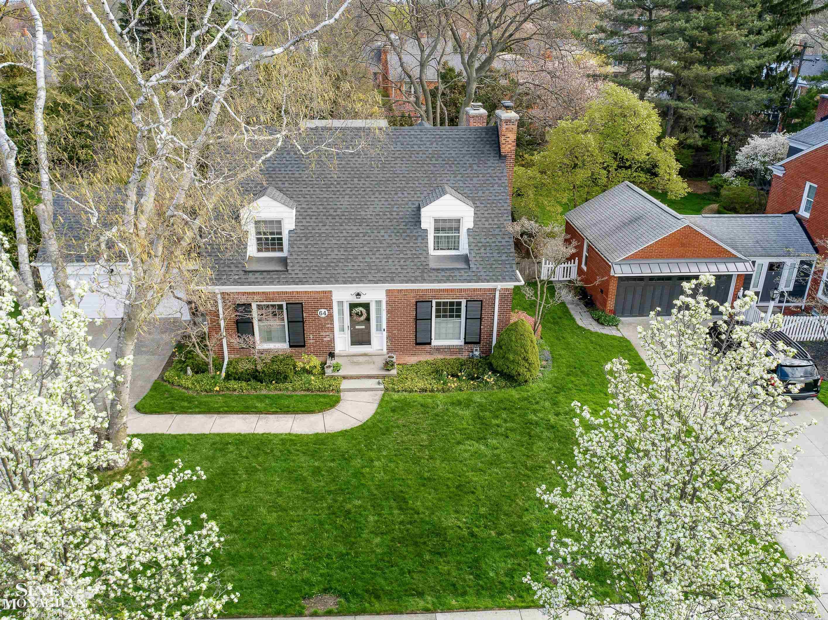 64 Hawthorne Road Grosse Pointe, MI 48236 - Photo 45 of 73 50139450-06789f3f-9254-4642-b7fc-cc1880860d2b.JPG