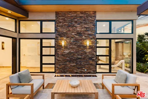 $2,489,000 | 6343 West 84th Place, Los Angeles, CA 90045