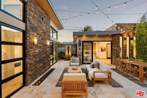 $2,489,000 | 6343 West 84th Place, Los Angeles, CA 90045