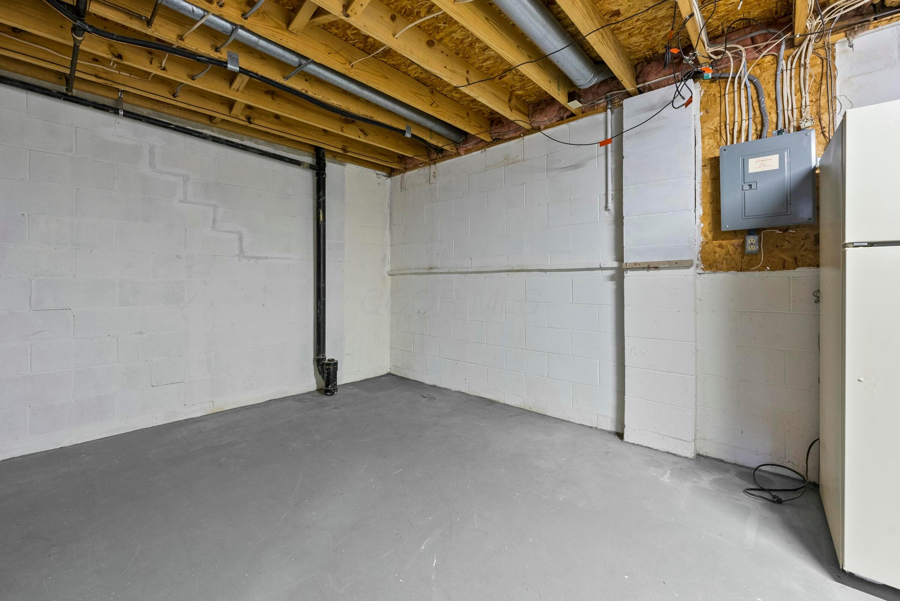 6908 Avery Road Dublin, OH 43017 - Photo 25 of 34 Unfinished Basement