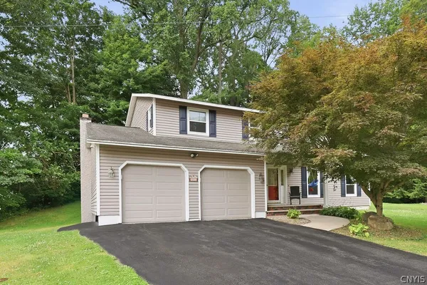 $365,000 | 4192 Fireside Circle, Clay, NY 13090