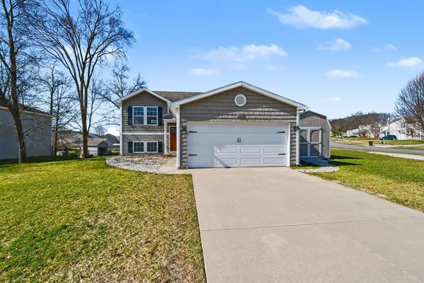 $450,000 | 1627 Hamlet Drive, Lowell, MI 49331