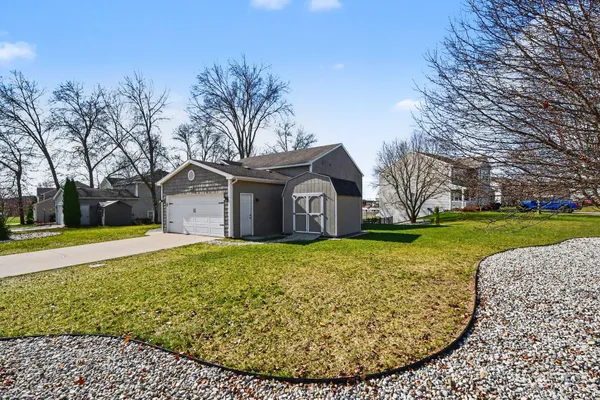 $450,000 | 1627 Hamlet Drive, Lowell, MI 49331