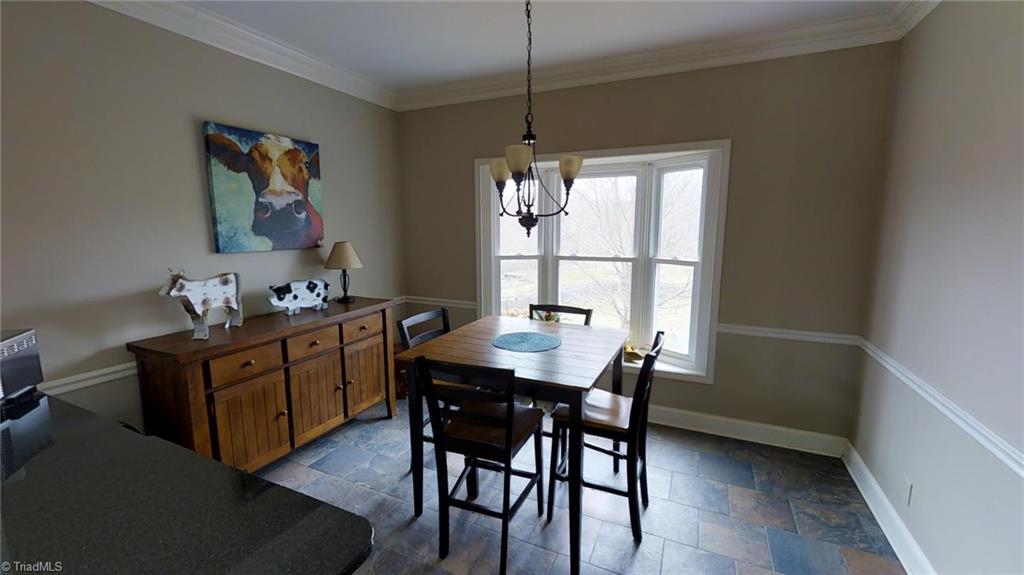 8048 Glengarriff Road Clemmons, NC 27012 - Photo 7 of 22 Gallery Image 7