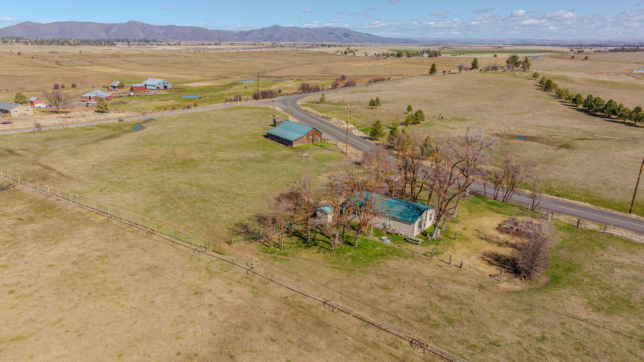 56100 Smock Road Tygh Valley, OR 97063 - Photo 19 of 122 DJI_20250306130210_0219_D-HDR