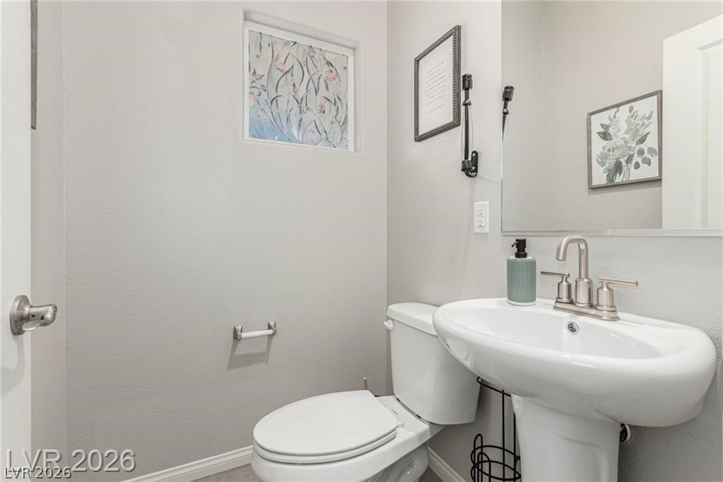 330 Spring Dove Avenue Henderson, NV 89011 - Photo 11 of 31