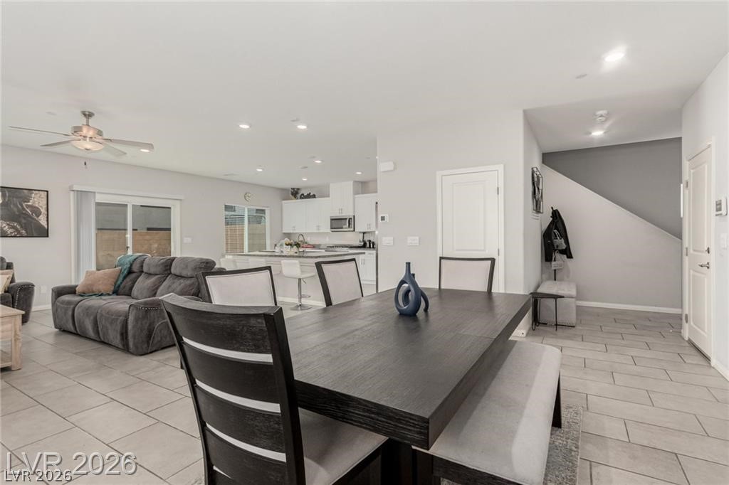 330 Spring Dove Avenue Henderson, NV 89011 - Photo 8 of 31