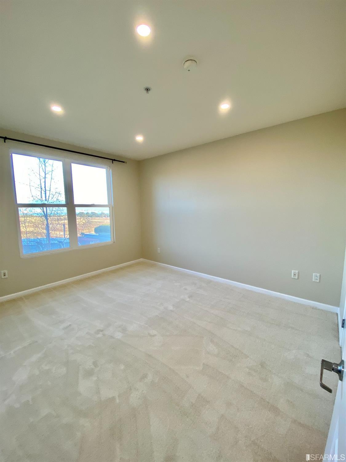 401 Crescent Court, Unit 4306 San Francisco, CA 94134 - Photo 11 of 23