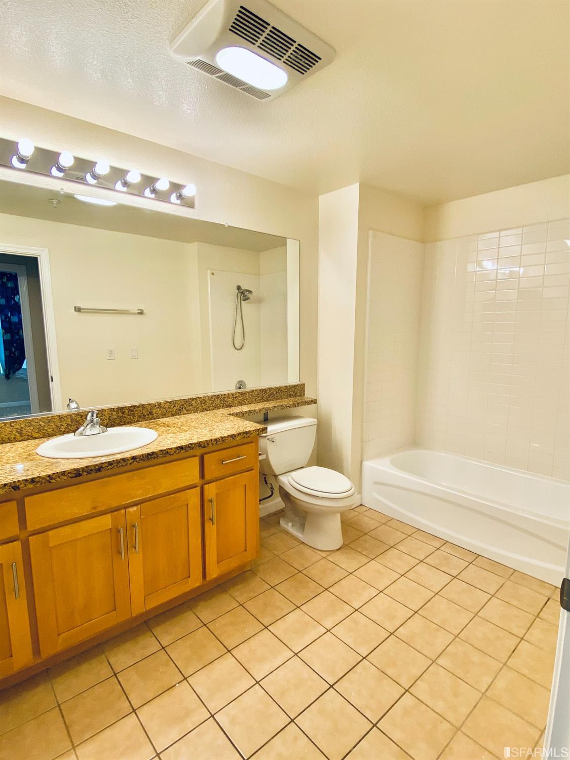 401 Crescent Court, Unit 4306 San Francisco, CA 94134 - Photo 12 of 23