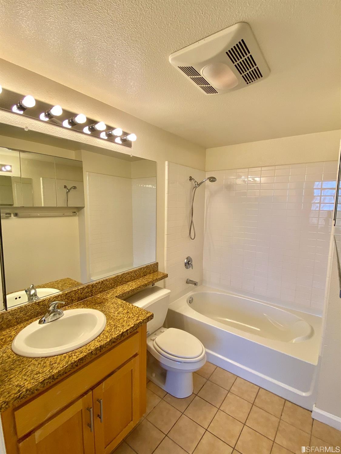 401 Crescent Court, Unit 4306 San Francisco, CA 94134 - Photo 15 of 23