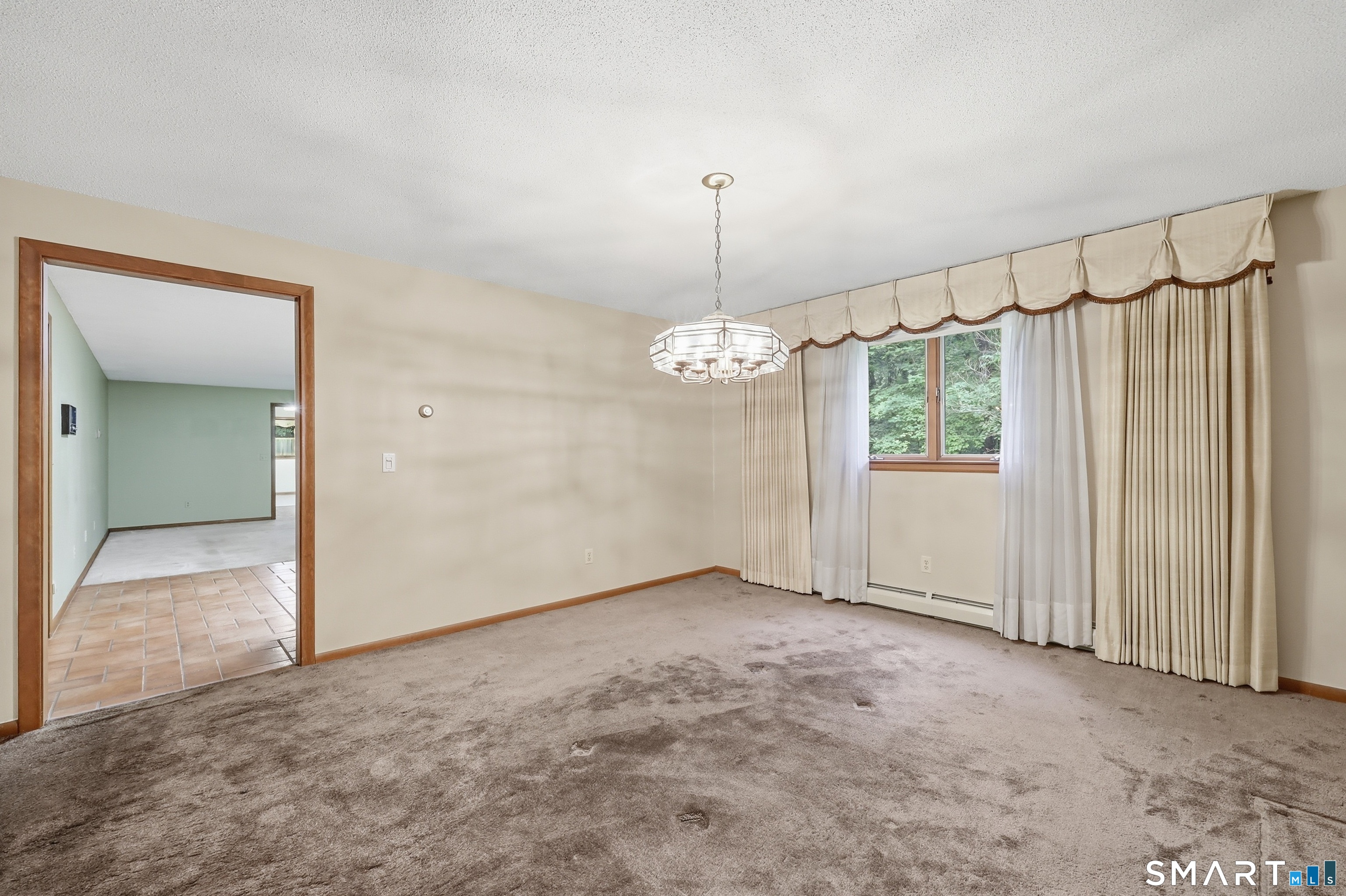 5 Birch Road Bloomfield, CT 06002 - Photo 11 of 37 Gallery Image 11