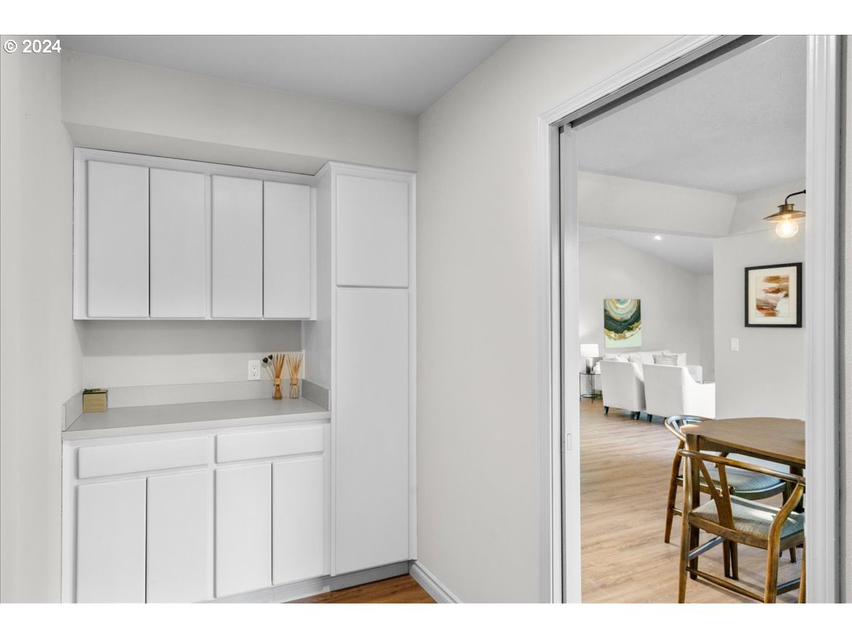 5430 Windsor Island Road North Keizer, OR 97303 - Photo 13 of 31 Gallery Image 13