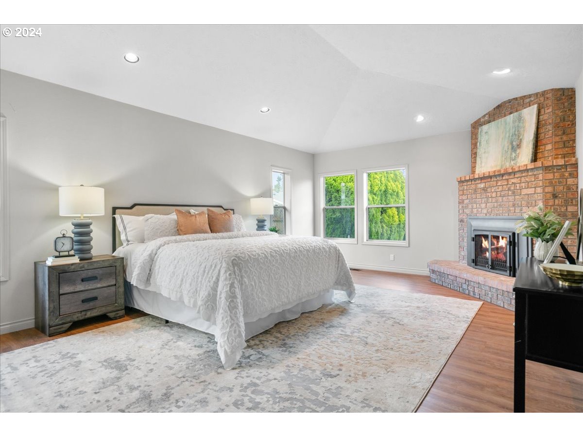 5430 Windsor Island Road North Keizer, OR 97303 - Photo 14 of 31 Gallery Image 14