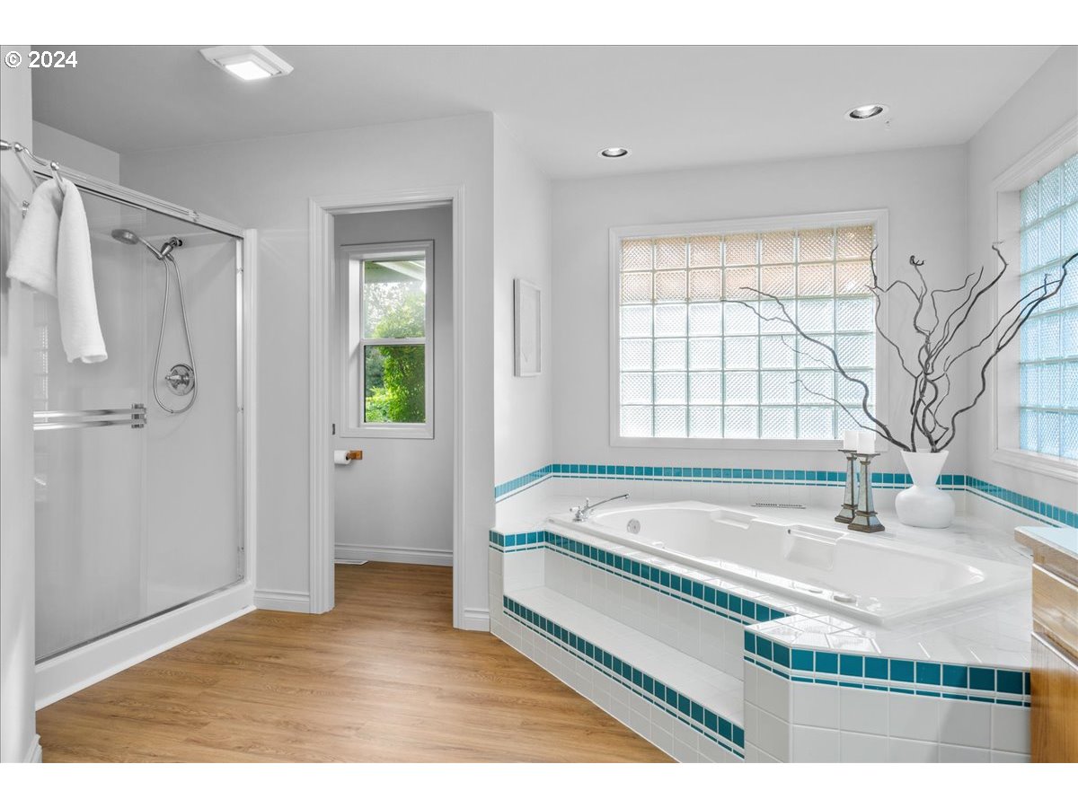 5430 Windsor Island Road North Keizer, OR 97303 - Photo 19 of 31 Gallery Image 19