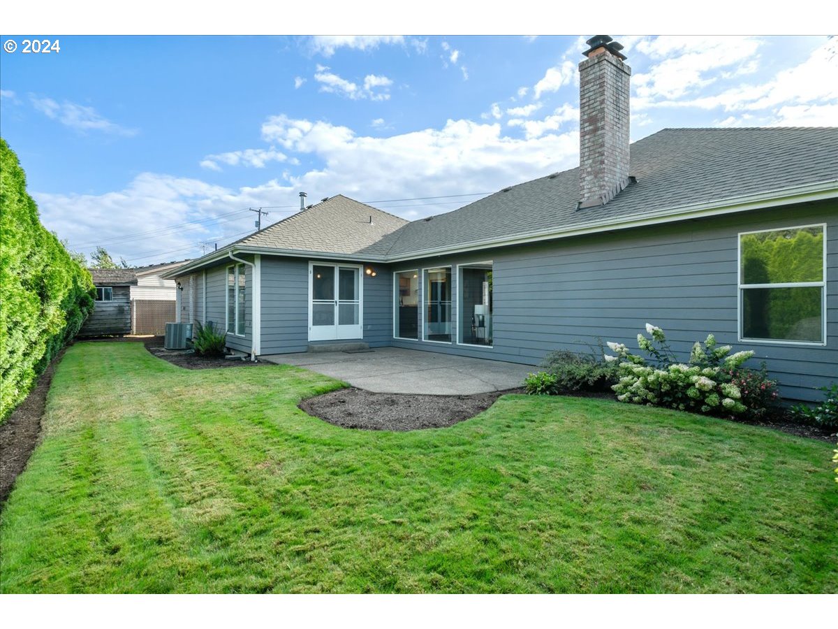 5430 Windsor Island Road North Keizer, OR 97303 - Photo 27 of 31 Gallery Image 27