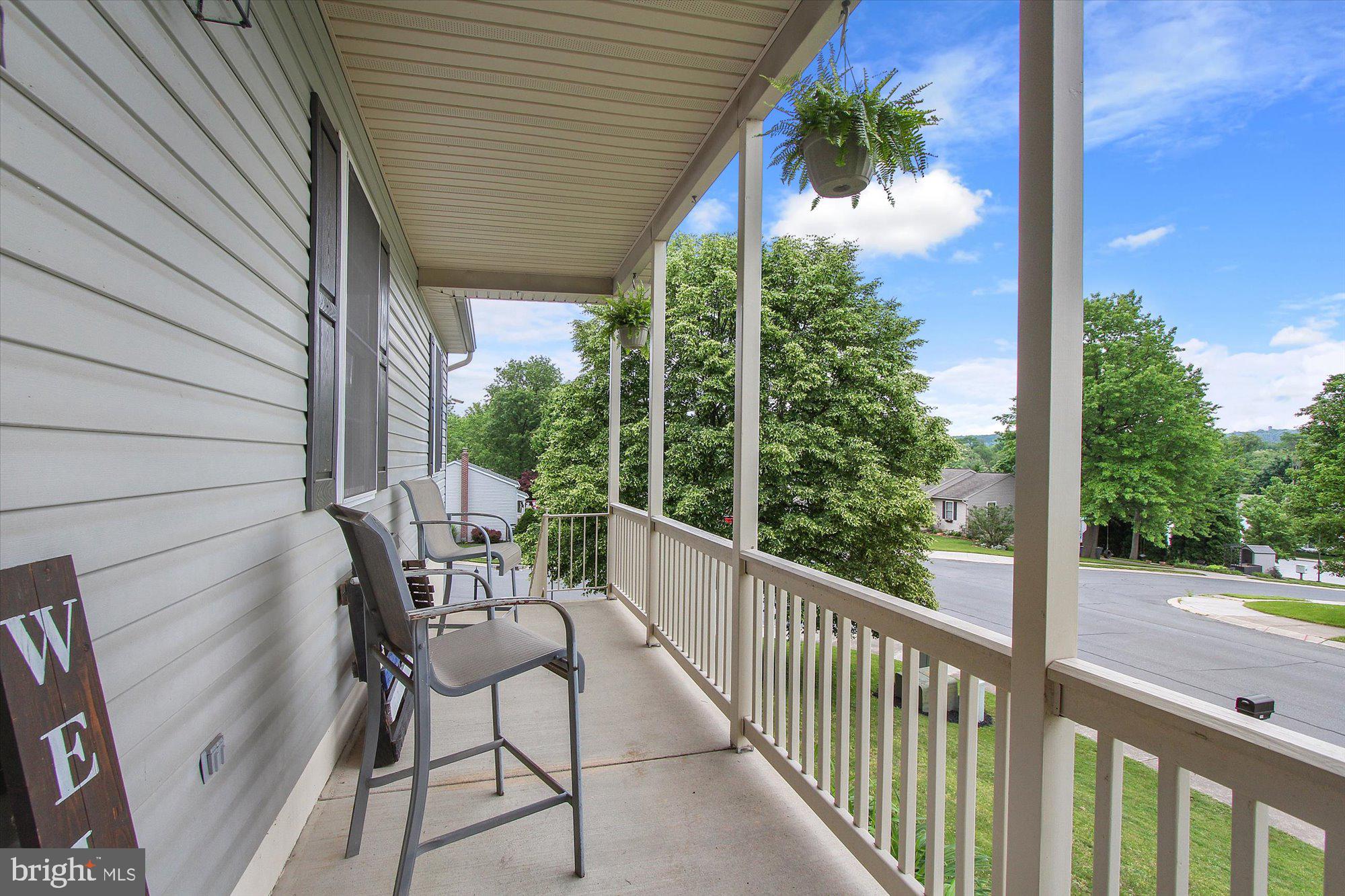 100 Boxwood Road Manchester, PA 17345 - Photo 4 of 25 Gallery Image 4