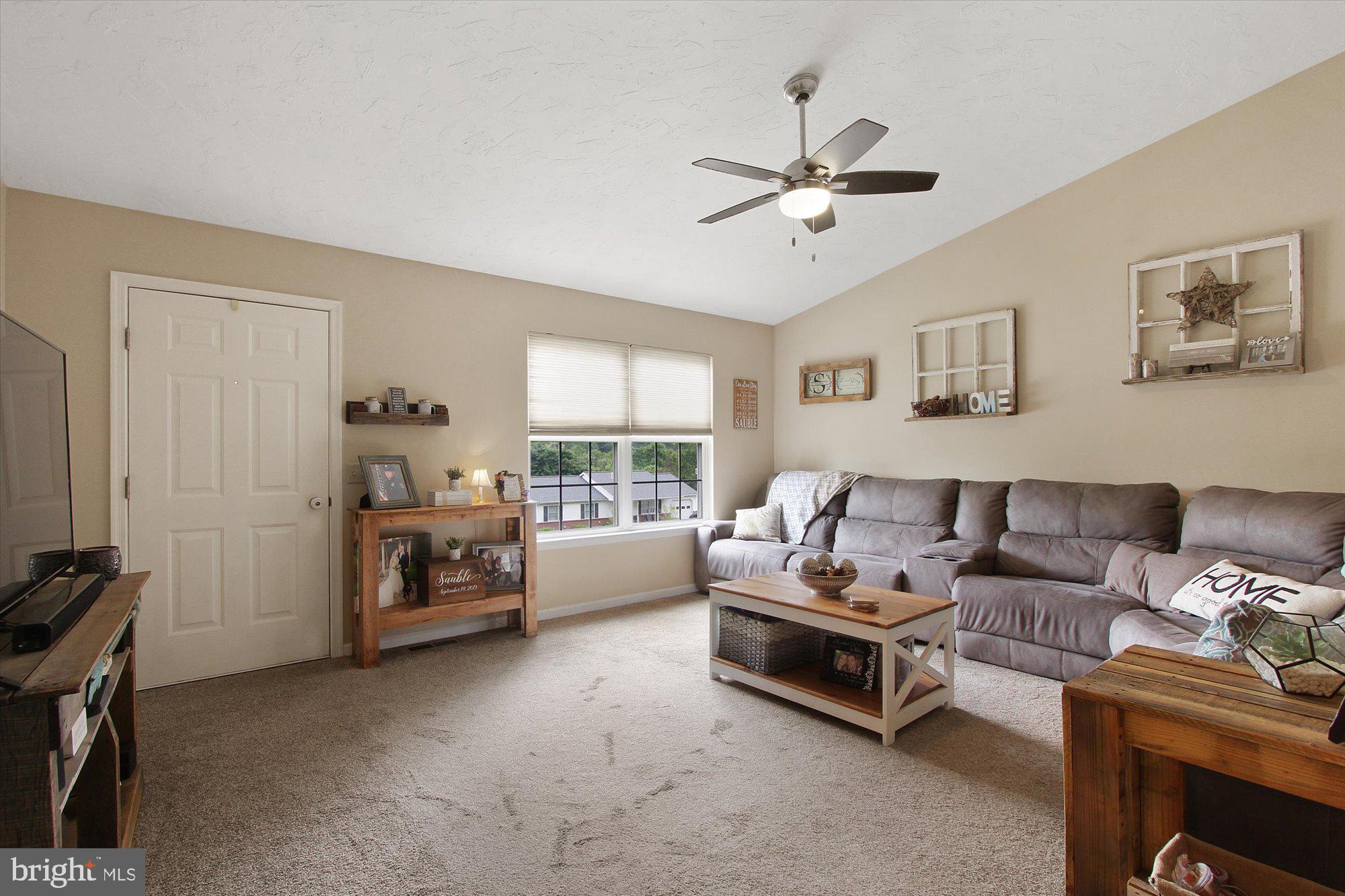 100 Boxwood Road Manchester, PA 17345 - Photo 7 of 25 Gallery Image 7