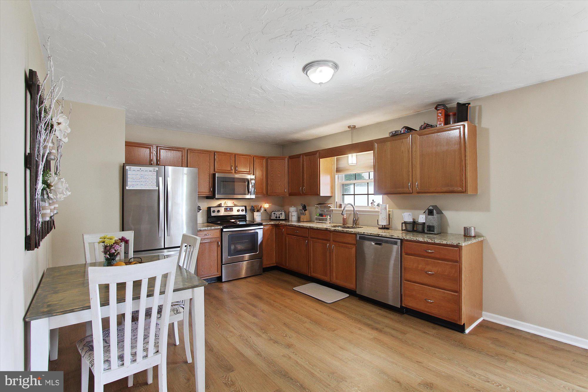 100 Boxwood Road Manchester, PA 17345 - Photo 8 of 25 Gallery Image 8