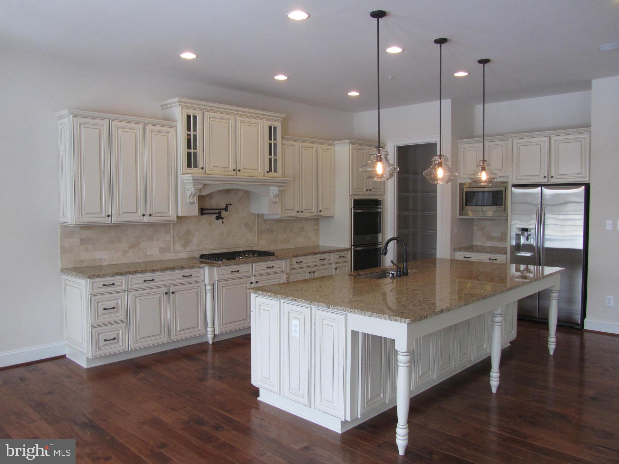 6935 Warfield Road Laytonsville, MD 20882 - Photo 11 of 30 Kitchen