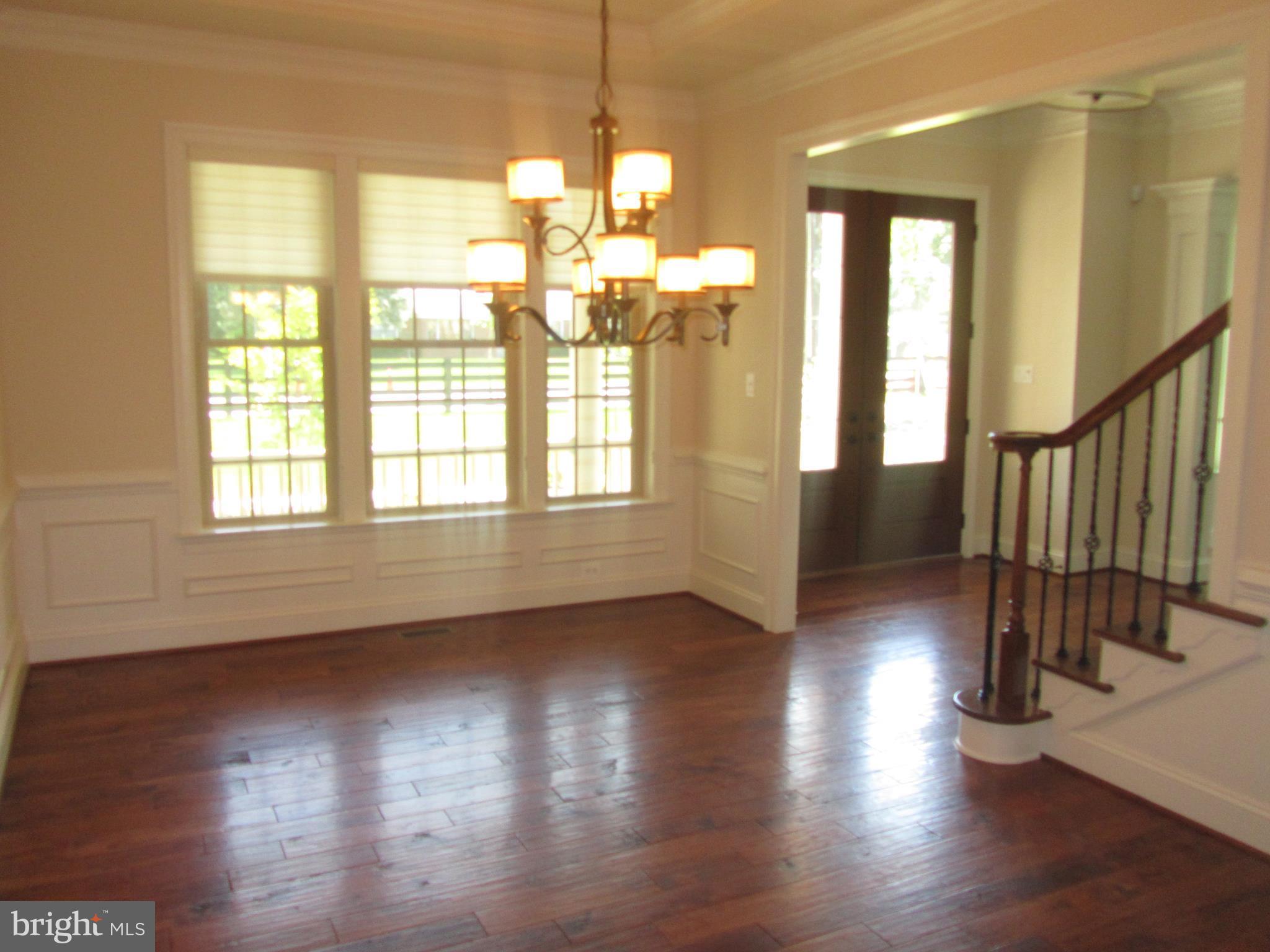 6935 Warfield Road Laytonsville, MD 20882 - Photo 3 of 30 Dining Room